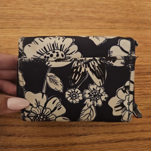 VERA BRADLEY Crossbody & Wallet - Picture 11 of 16